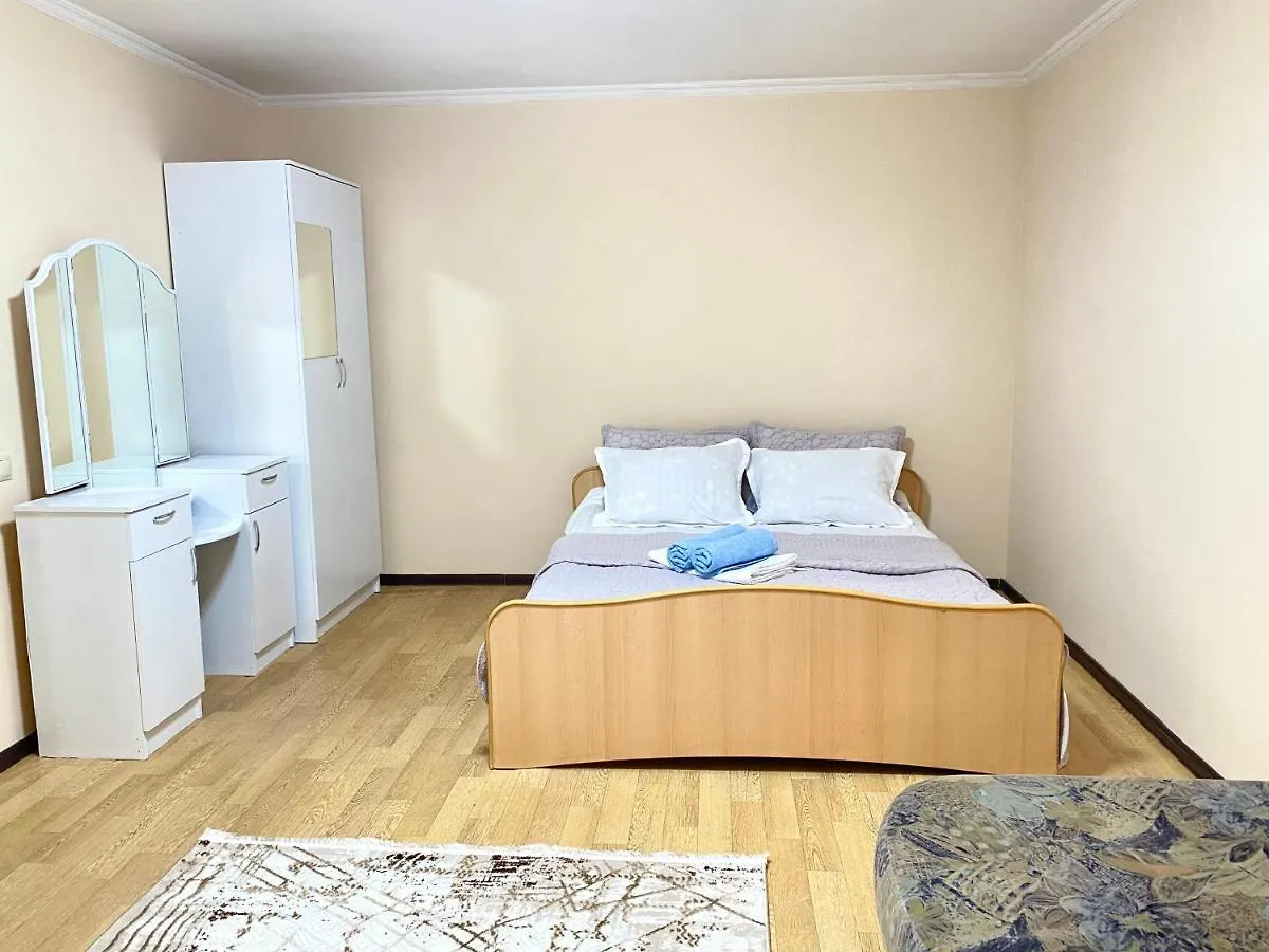 Town House, Метро Райымбек Apartment Almaty