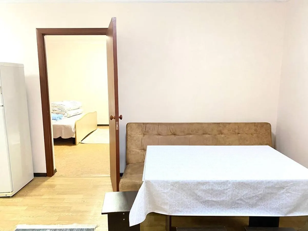 Town House, Метро Райымбек Apartment Almaty